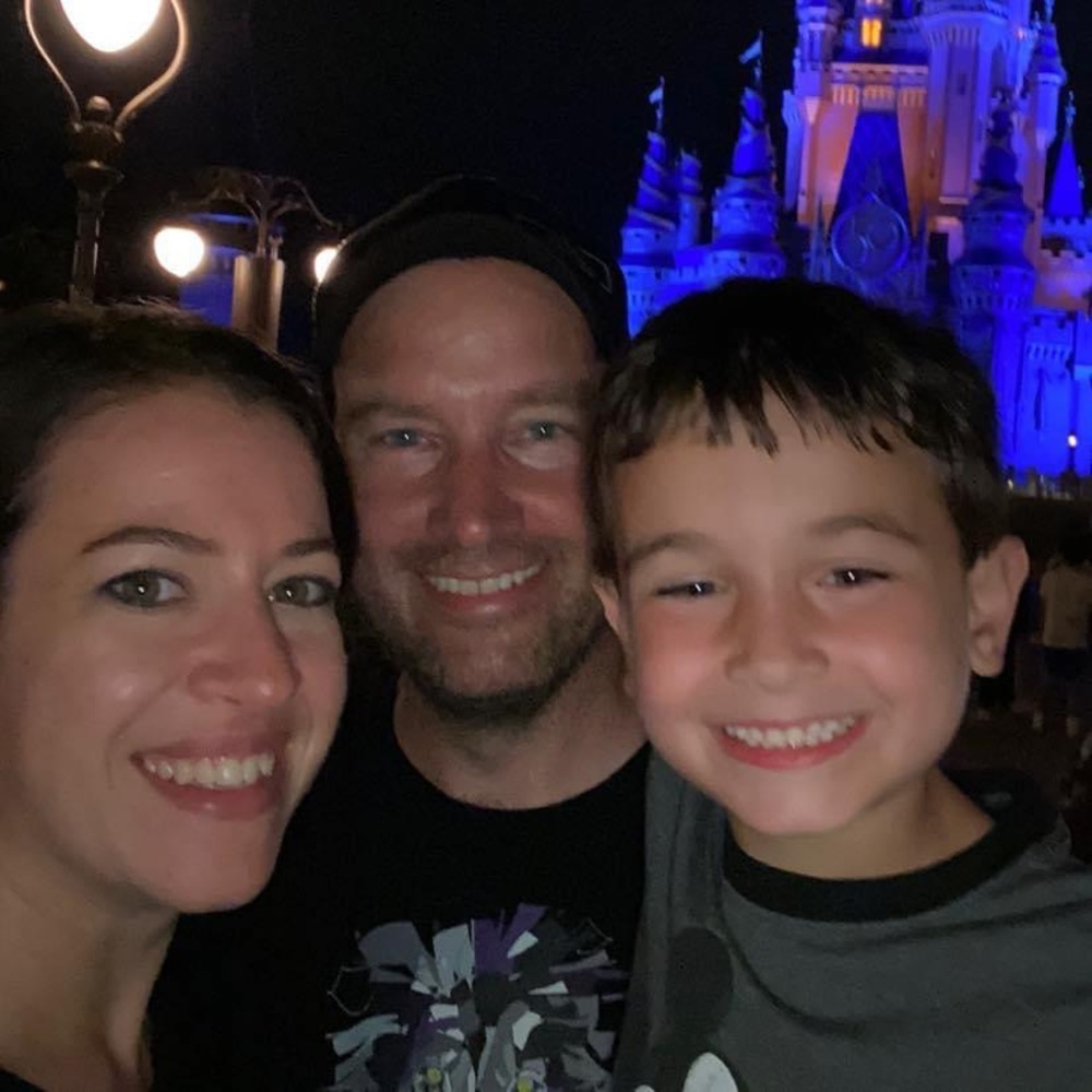 Meet your Poshers, Jennifer & Chad